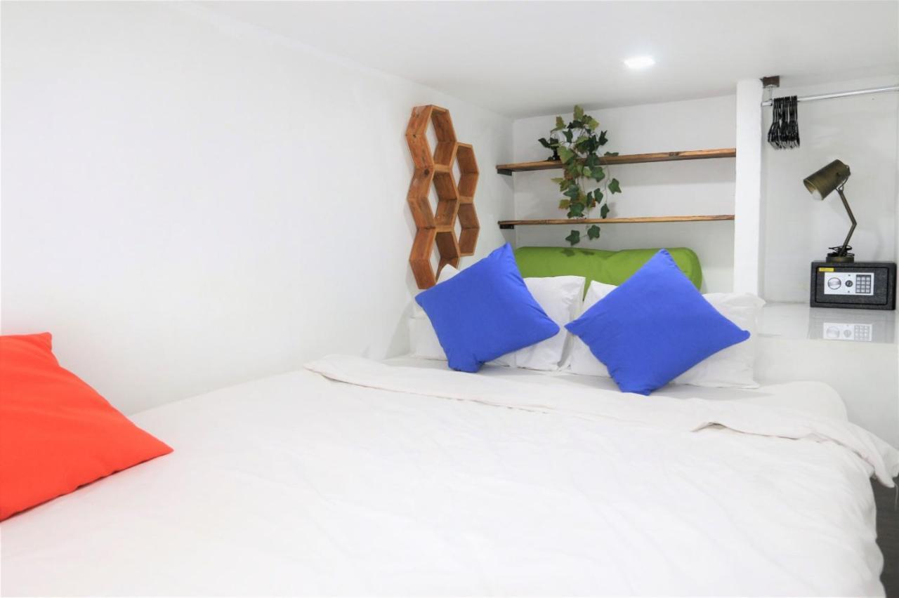 Cornerstone Bali Coworking Hostel Canggu Екстериор снимка